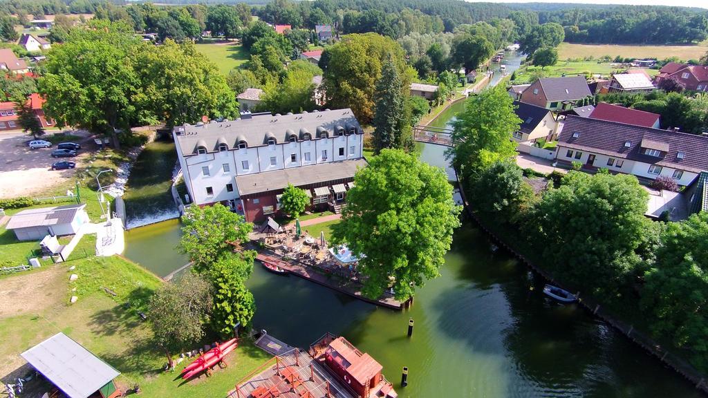 Seehotel Zum Loewen Strasen Exterior photo